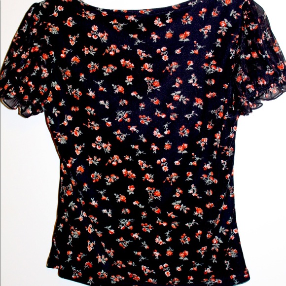 No Boundaries Floral Print Crop Top - Picture 3 of 4